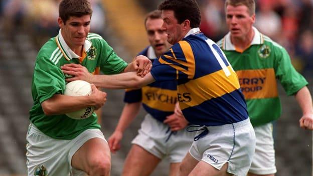 Eamonn Fitzmaurice and Brendan Cummins in action during the 1998 Munster SFC Final.