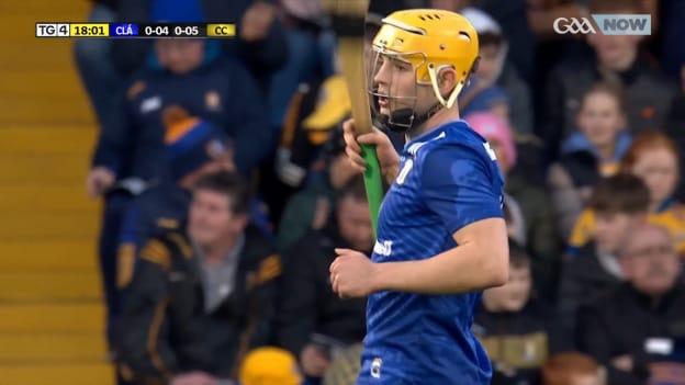 Mark Rodgers point for Clare (Allianz Hurling Leagues)