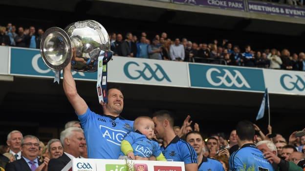 Denis Bastick lifts the Sam Maguire Cup after Dublin's victory over Kerry in the 2015 All-Ireland SFC Final. 