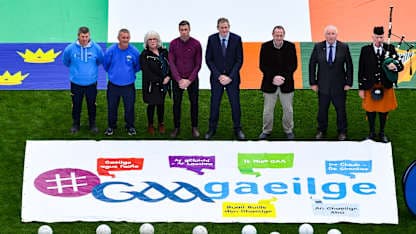 Bliots Phádraic Uí Chonaire le himirt sa Spidéal