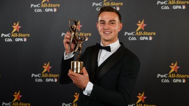 Clare hurler Peter Duggan pictured with his 2018 PwC All-Stars award. 