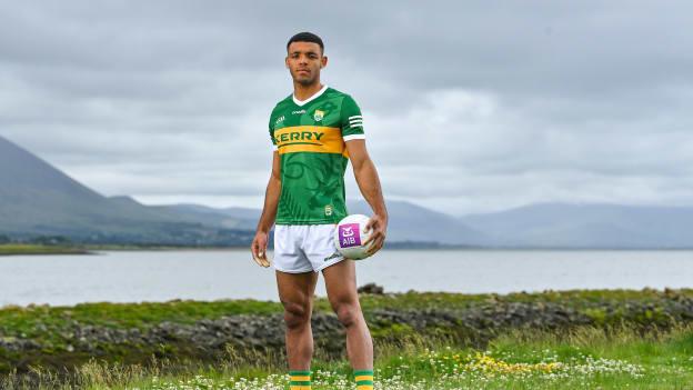 Kerry GAA and Na Gaeil star, Stefan Okunbor, joins comedian Ardal O’Hanlon as he travels through the Kingdom, discussing his journey that has brought him back from Geelong in Australia to Tralee.