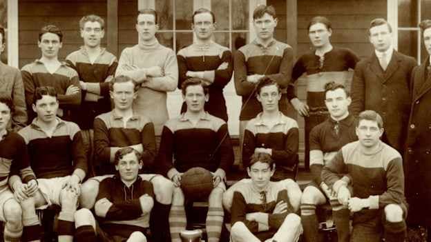 1913 1923 Archive Hero Image - 1915
