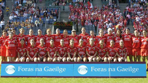 Foireann Camógaíochta Chorcaí a d'imir in aghaidh Thiobraid Árann i gCluiche Ceannais Camógaíochta na hÉireann 2005