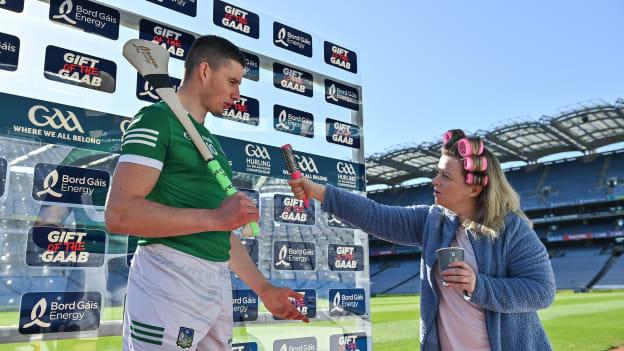 Bord Gáis Energy ambassador Gearóid Hegarty pictured at the launch of Bord Gáis Energy’s The Gift of the GAAB at Croke Park, where he is interviewed on the pitch by a fan Sharon Mannion aiming to become Ireland’s next top pundit. 