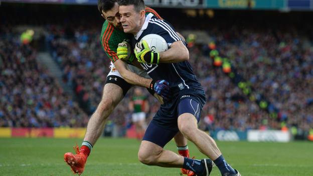 Kevin McLoughlin, Mayo, and Stephen Cluxton, Dublin, in action during the 2016 All-Ireland SFC Final replay at Croke Park. Photo by Piaras Ó Mídheach/Sportsfile