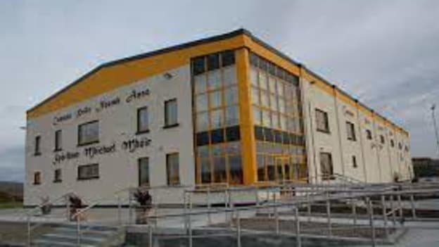 Spórtlann Naomh Anna, clubtheach agus sólann Chumann Peile Naomh Anna Leitir Móir