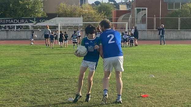The Iberia GAA tournament at Caćeres began with a mixed kid’s training session that included players from the local rugby club. 