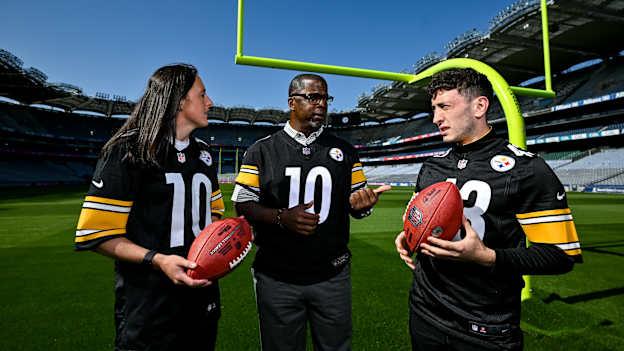 The Steelers Pittsburgh Steelers plan to grow their fanbase and the game of American Football in Ireland as part of the NFL’s ‘Global Markets Program’. Pictured is former Pittsburgh Steelers quarterback Kordell Stewart who played in 1997 alongside Kerry All-Ireland winner and Steelers fan Paudie Clifford and Dublin GAA legends and NFL fan Hannah Tyrrell. Photo by Brendan Moran/Sportsfile