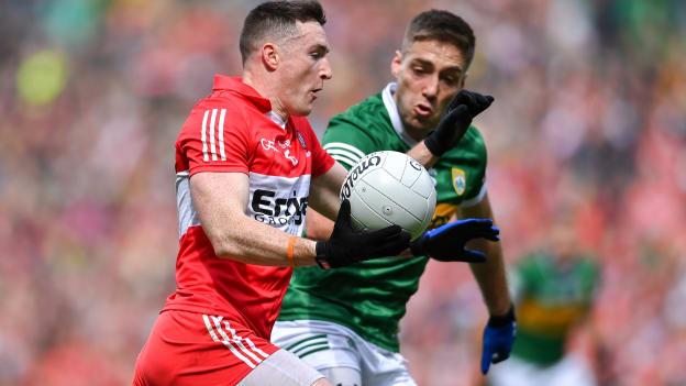Gareth McKinless, Derry, and Adrian Spillane, Kerry, in All-Ireland SFC Semi-Final action at Croke Park. Photo by David Fitzgerald/Sportsfile