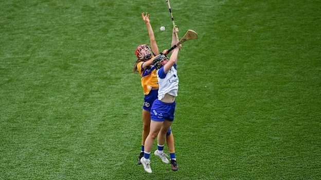 Orla Hickey, Waterford, and Jennifer Daly, Clare, in Glen Dimplex All-Ireland Senior Camogie Championship Quarter-Final action at Croke Park. Photo by Stephen McCarthy/Sportsfile