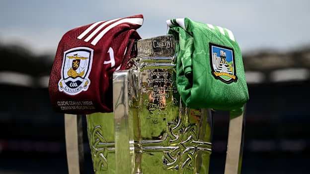 Tabharfaidh Gaillimh agus Luimneach aghaidh ar a chéile inniu agus Corn Liam Mhic Cárthaigh mar dhuais ag na buaiteoirí
