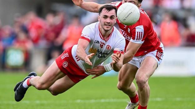 Darragh Canavan, Tyrone, and Daniel O' Mahony, Cork, in All-Ireland SFC action.Photo by Piaras Ó Mídheach/Sportsfile