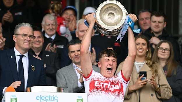 Derry captain James Sargent lifts the trophy after the Electric Ireland GAA All-Ireland Football Minor Championship final match between Armagh and Derry at O'Neills Healy Park in Omagh, Tyrone. Photo by Ramsey Cardy/Sportsfile.