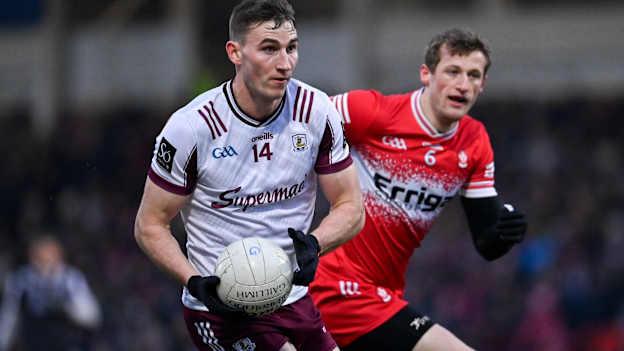 Matthew Tierney, Galway, and Brendan Rogers, Derry, in Allianz Football League Division One action at Celtic Park. Photo by Ramsey Cardy/Sportsfile