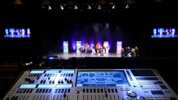 Tá athbhreithniú á dhéanamh ar Scór faoi láthair