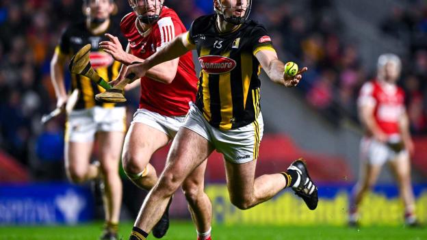 Billy Ryan, Kilkenny, and Eoin Roche, Cork, in Allianz Hurling League action. Photo by Eóin Noonan/Sportsfile