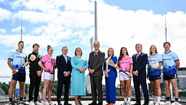 Pictured are, from left, Limerick hurler Dan Morrissey, O'Neills financial controller James Towell, Galway handball player Ciana Ní Churraoin, GAA World Games chairperson Ciarán McLoughlin, Uachtarán Cumann Peil Gael na mBan Trina Murray, Uachtarán Chumann Lúthchleas Gael Jarlath Burns, GAA Rounders president Paula Doherty, Cork camogie player Saoirse McCarthy, Uachtarán an Cumann Camógaíochta Brian Molloy, Tyrone ladies footballer Sarah Donnelly, and Galway footballer Shane Walsh, during the 2026 World GAA Games Launch in Waterford. Photo by Seb Daly/Sportsfile.