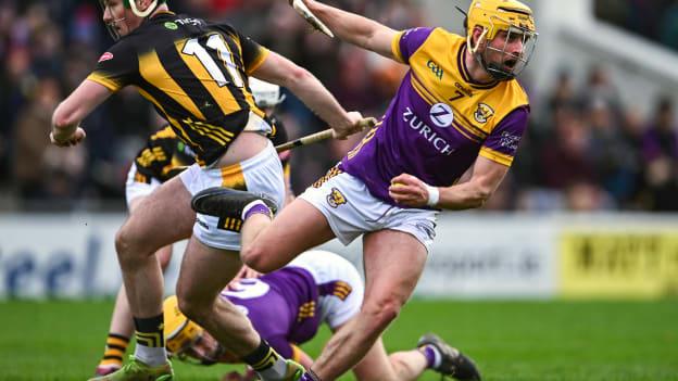 Conor Hearne of Wexford gets away from Eoin Cody of Kilkenny during the 2024 Allianz Hurling League Division 1 Group A match between Kilkenny and Wexford at UPMC Nowlan Park in Kilkenny. Photo by Piaras Ó Mídheach/Sportsfile. 