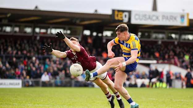Daire Cregg of Roscommon in action against David Giles of Westmeath during the Allianz Football League Division 2 match between Westmeath and Roscommon at TEG Cusack Park in Mullingar, Westmeath. Photo by Michael P Ryan/Sportsfile.