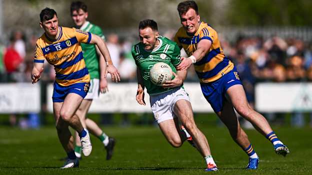 Eoin Walsh, London, and Enda Smith, Roscommon, in Connacht SFC action earlier this year. Photo by Ben McShane/Sportsfile