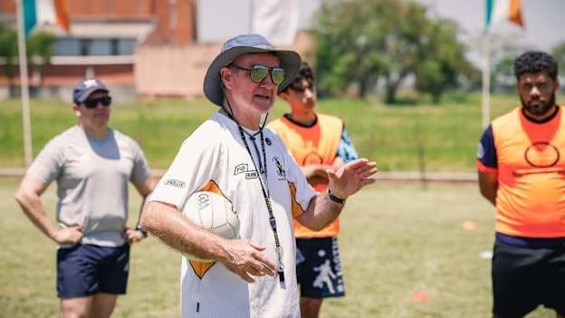 Roger Keenan pictured with Las Arpas GAA club members in Asuncion, Paraguay. 