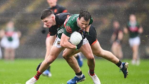 Paul Towey, Mayo, and Gareth Murphy, Armagh, in Allianz Football League action. Photo by Shauna Clinton/Sportsfile