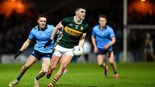 Seán O'Shea, Kerry, and Sean Lowry, Dublin, in Allianz Football League Division One action at Austin Stack Park. Photo by Brendan Moran/Sportsfile