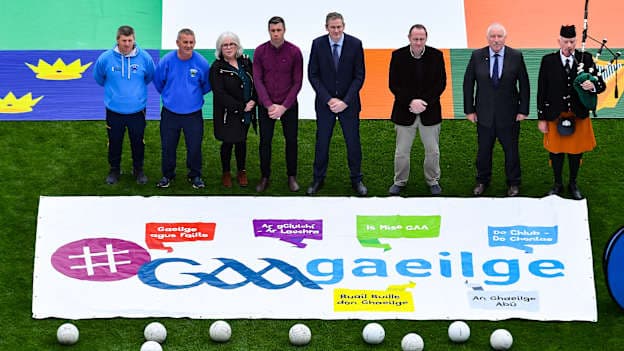 Ó chlé; Tomás Ó Muircheartaigh, Pádraig Ó Conaire, Sarah Ní Chualáin, Cathal Cregg, An tIar-Aire Stáit Seán Kyne, Pat Culhane, Seosamh Mac Donncha agus Michael Maher le linn na #GAAgaeilge Go Games i bPáirc an Chrócaigh i 2019