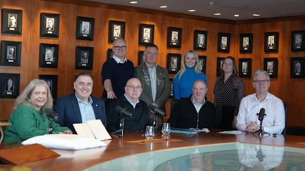 An podchraoladh, CLG: Gluaiseacht á cur ar bun, seolta