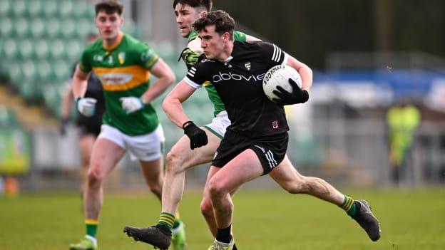 Canice Mulligan, Sligo, and Tom Prior, Leitrim, in Connacht SFC action. Photo by Ben McShane/Sportsfile