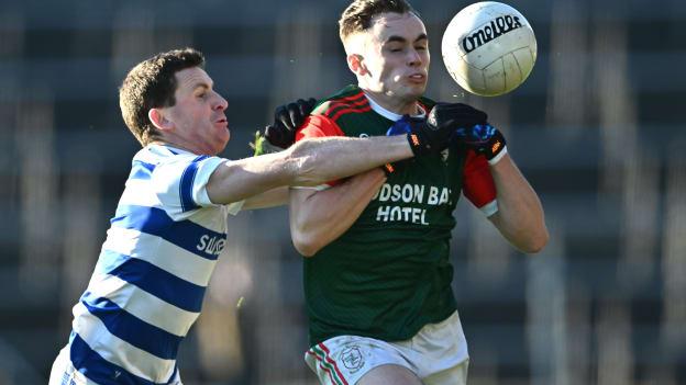 Conor Hand of St Brigid's in action against Johnny O'Regan of Castlehaven during the AIB GAA Football All-Ireland Senior Club Championship semi-final match between St Brigid's of Roscommon and Castlehaven of Cork at FBD Semple Stadium in Thurles, Tipperary. Photo by Piaras Ó Mídheach/Sportsfile.