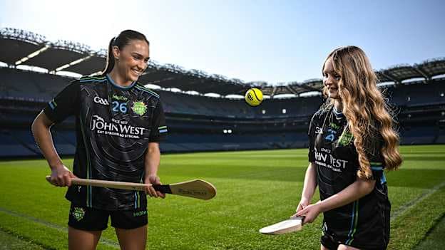 All-Ireland winning Galway camogie captain Carrie Dolan with U15 O'Tooles player Holly Dempsey at Croke Park in advance of the John West Féile na nGael finals 2026. Photo by David Fitzgerald/Sportsfile.