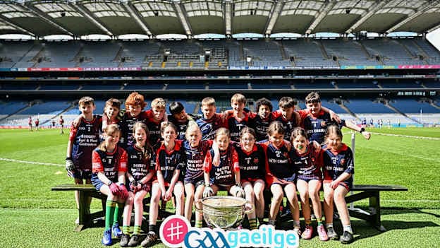 Foireann Scoil Uí Ghramhnaigh ag na Go Games Gaeilge i bPáirc an Chrócaigh inné 13 Aibreán, 2026