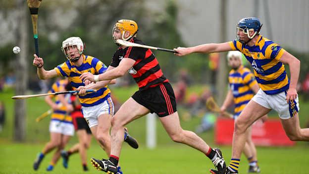 Wayne Hutchinson of Ballygunner in action against Conor Prunty and Sean Whelan Barrett of Abbeyside during the 2018 Waterford County Senior Club Hurling Championship Final match between Abbeyside and Ballygunner at Fraher Field in Dungarvan, Co Waterford. Photo by Matt Browne/Sportsfile.