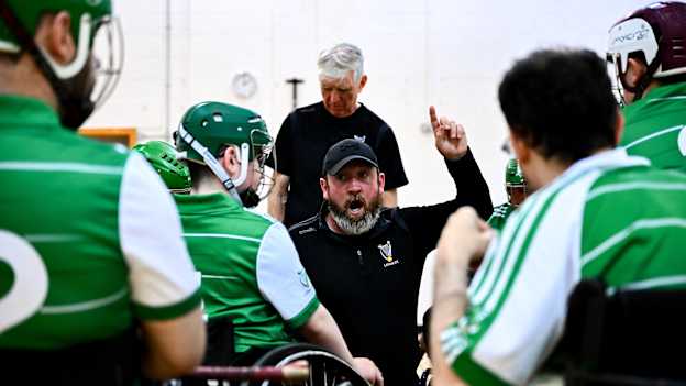 Leinster manager Shane Murphy speaks to his players at last year's M. Donnelly GAA Wheelchair Hurling/Camogie All-Ireland Finals. Photo by Shauna Clinton/Sportsfile
