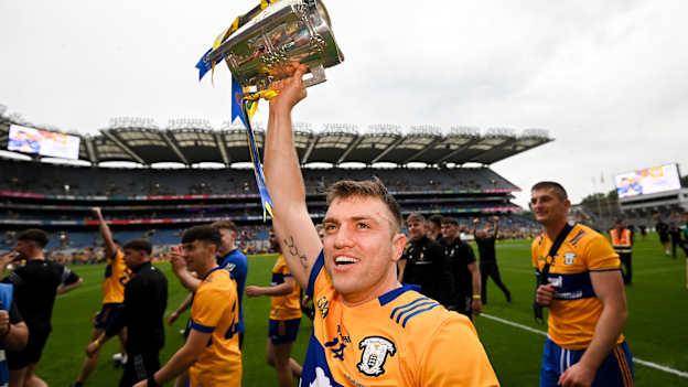 Clare's Shane O'Donnell raises the Liam MacCarthy Cup following the 2024 All-Ireland SHC Final at Croke Park. Photo by Stephen McCarthy/Sportsfile