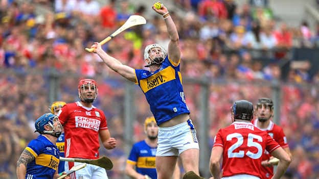 Tabharfaidh Tiobraid Árann agus Corcaigh aghaidh ar a chéile i gCraobh na Mumhan Dé Dohnaigh