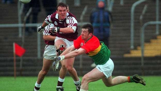 Kenny Lyons, Westmeath, and Paud O'Dwyer, Carlow, in Leinster SFC action in 1999. Photo by Damien Eagers/Sportsfile