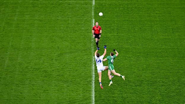 Aidan O’Shea of Connacht and Ray Connellan of Leinster contest the throw in by referee Martin McNally to start the Allianz GAA Football Interprovincial Championship Semi-Final match between Munster and Ulster at Croke Park in Dublin. Photo by Brendan Moran/Sportsfile.