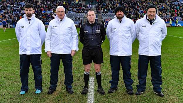 Referee Derek O'Mahoney with his umpires before the AIB GAA Football All-Ireland Senior Club Championship Final match between Watty Graham's Glen of Derry and Kilmacud Crokes of Dublin at Croke Park in Dublin. Photo by Piaras Ó Mídheach/Sportsfile.