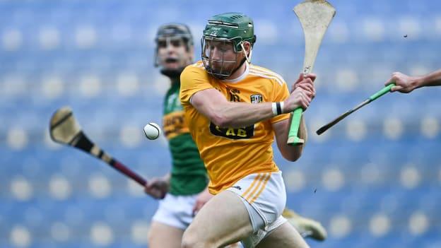 Niall Mac Cionnaith d'Aontroim in aghaidh Chiarraí i gCluiche Ceannais Chorn Sheosaimh Mhic Dhonncha i 2020 