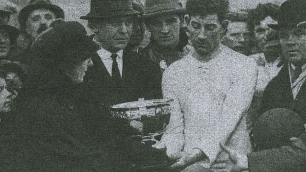 1913 1923 Archive Hero Image - 1922