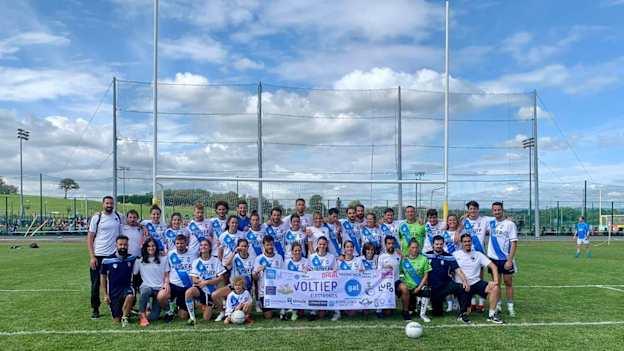 The men's and women's Galician gaelic football teams pictured at the 2019 Renault GAA World Games. 