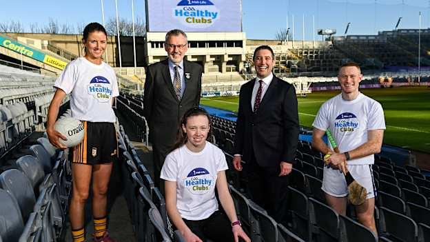 Irish Life announces four-year partnership with GAA Healthy Clubs. To date, GAA Healthy Clubs has engaged 300 clubs and with the sponsorship, they expect to see an additional 375 clubs join the growing movement by January 2024. Pictured at the announcement at Croke Park in Dublin are, from left, Meath ladies footballer Niamh O’Sullivan, Uachtarán Chumann Lúthchleas Gael Larry McCarthy, Grace Birch Lucan Sarsfields GAA Healthy Club, Declan Bolger, CEO, Irish Life, and Limerick hurler William O’Donoghue. 