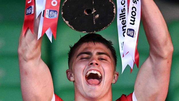 Cork captain Micheál Mullins lifts the cup after his side's victory in the oneills.com Munster GAA Hurling U20 Championship Final match between Cork and Clare at TUS Gaelic Grounds in Limerick. Photo by Piaras Ó Mídheach/Sportsfile