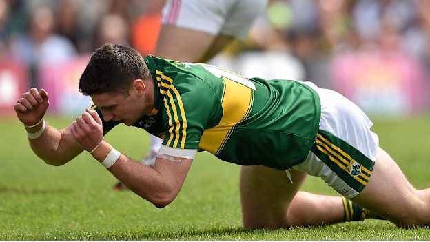 Paul Geaney, Kerry, reacts to a missed goal chance in the 2015 Munster GAA Football Senior Championship Final, Kerry v Cork. Fitzgerald Stadium, Killarney, Co. Kerry. Picture credit: Brendan Moran / SPORTSFILE