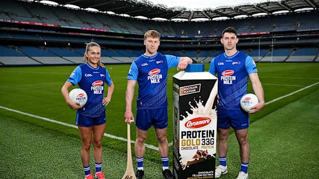 Avonmore Protein Milk announces a five year extension of its long standing partnership with the GAA and Gaelic Players Association at Croke Park in Dublin. In attendance at the event are, from left, Waterford footballer Kellyann Hogan, Kilkenny hurler and Avonmore Protein Milk brand ambassador Martin Keoghan, and Westmeath footballer Sam McCartan. Photo by Sam Barnes/Sportsfile.