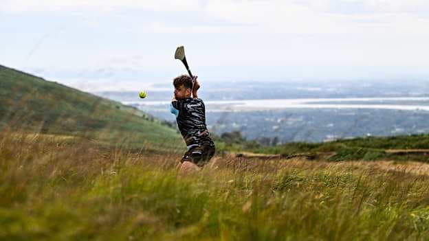 Colin Ryan on his way to winning a third M. Donnelly GAA Poc Fada All-Ireland title at Annaverna Mountain in Cooley Peninsula, Louth. Photo by Tyler Miller/Sportsfile