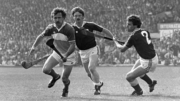 Johnny Flaherty of Offaly in action against Sylvie Linnane, left, and Seamus Coen of Galway during the All-Ireland Senior Hurling Championship Final match between Offaly and Galway at Croke Park in Dublin. Photo by Ray McManus/Sportsfile.